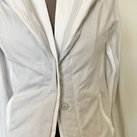 Lululemon to class jacket Size 6 Grey - Picture 5 of 11